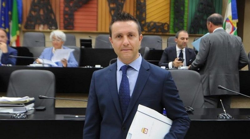 Modifica Regolamento oss in Puglia, Galante (M5S): "Serve massima trasparenza su enti di formazione accreditati"