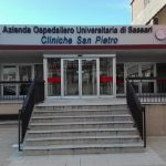 Caos alle Cliniche Universitarie di Sassari: uomo entra in sala operatoria, minaccia la ex e prende a schiaffi un oss