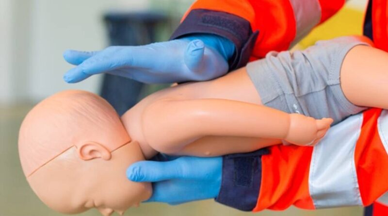 Mussomeli (Caltanissetta), bimbo rischia di morire soffocato al ristorante: giovane oss gli salva la vita 1