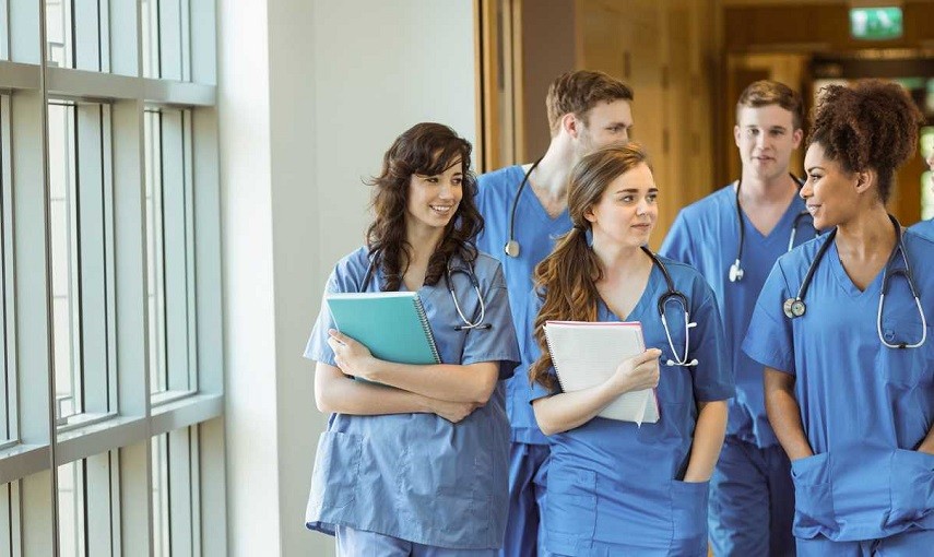 "Tagli ai corsi di laurea in Infermieristica: meno formazione, più approssimazione"