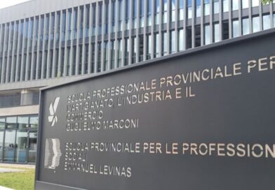 Assistente infermiere, 250 richieste per 100 posti al corso di Bolzano: serve un test di ingresso