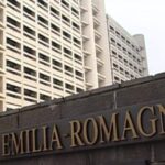 Emilia-Romagna: accordo da 5 milioni per aumentare la presenza di oss nelle strutture per anziani, non autosufficienti e disabili