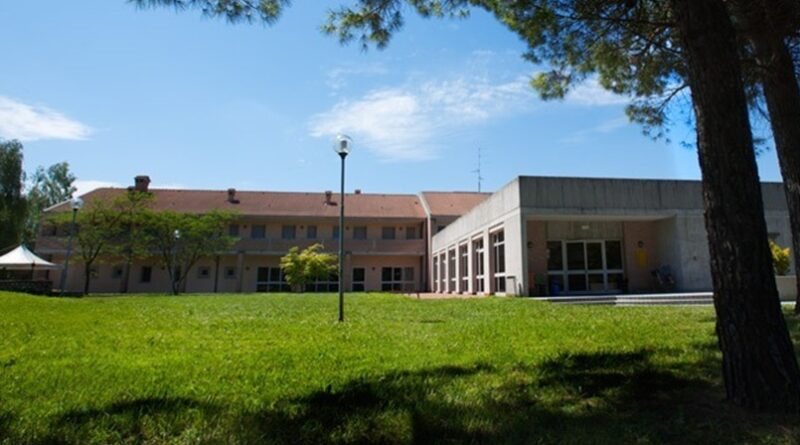 San Michele al Tagliamento (Venezia), oss muore nella casa di riposo dove lavora: infermiera indagata per omicidio colposo